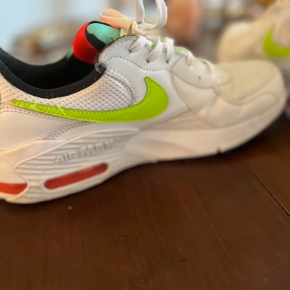 Nike Women’s Air Max Excee “White Volt” Size 9 - Picture 5 of 8